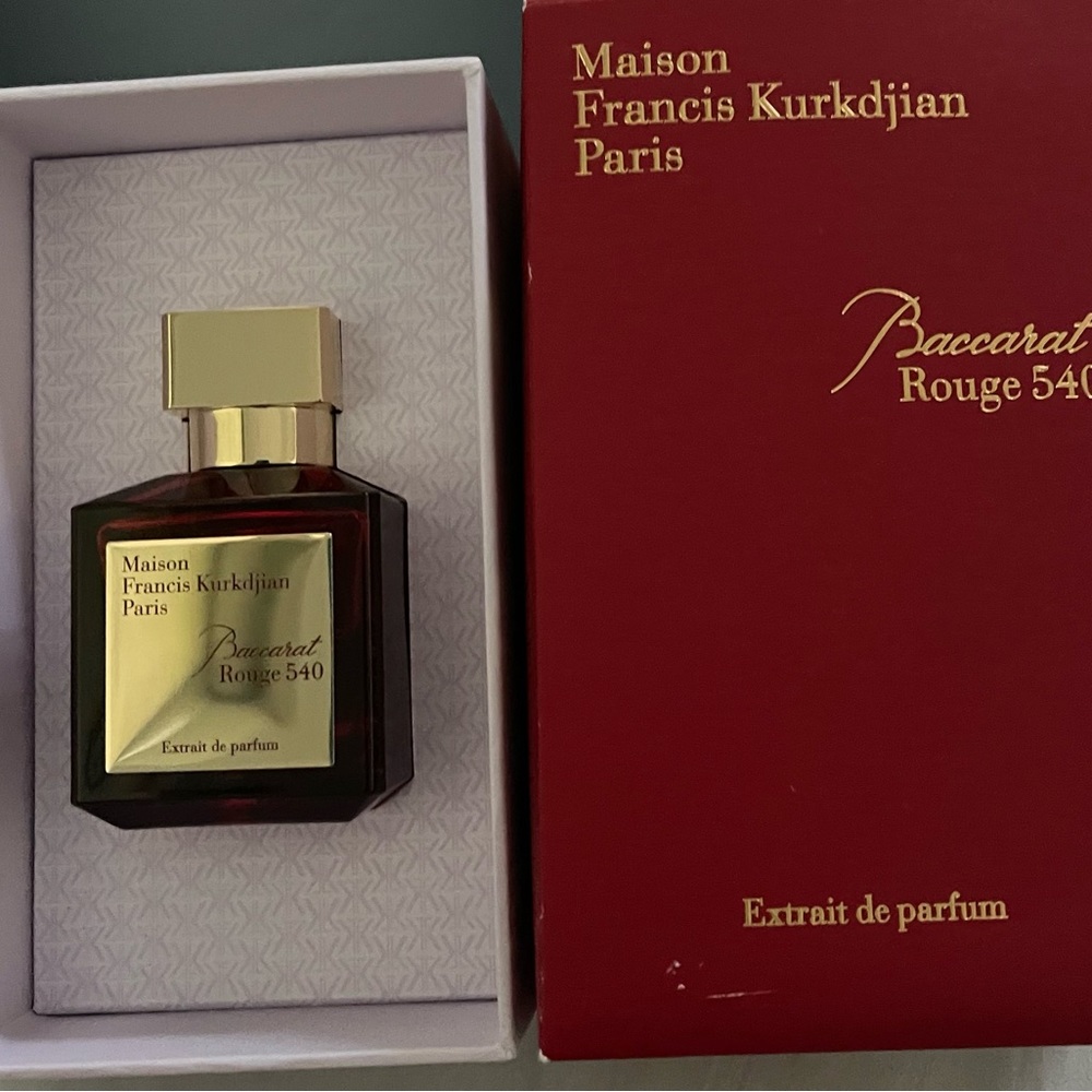 Baccarat Rouge 540 Extrait de parfum 2.4 oz